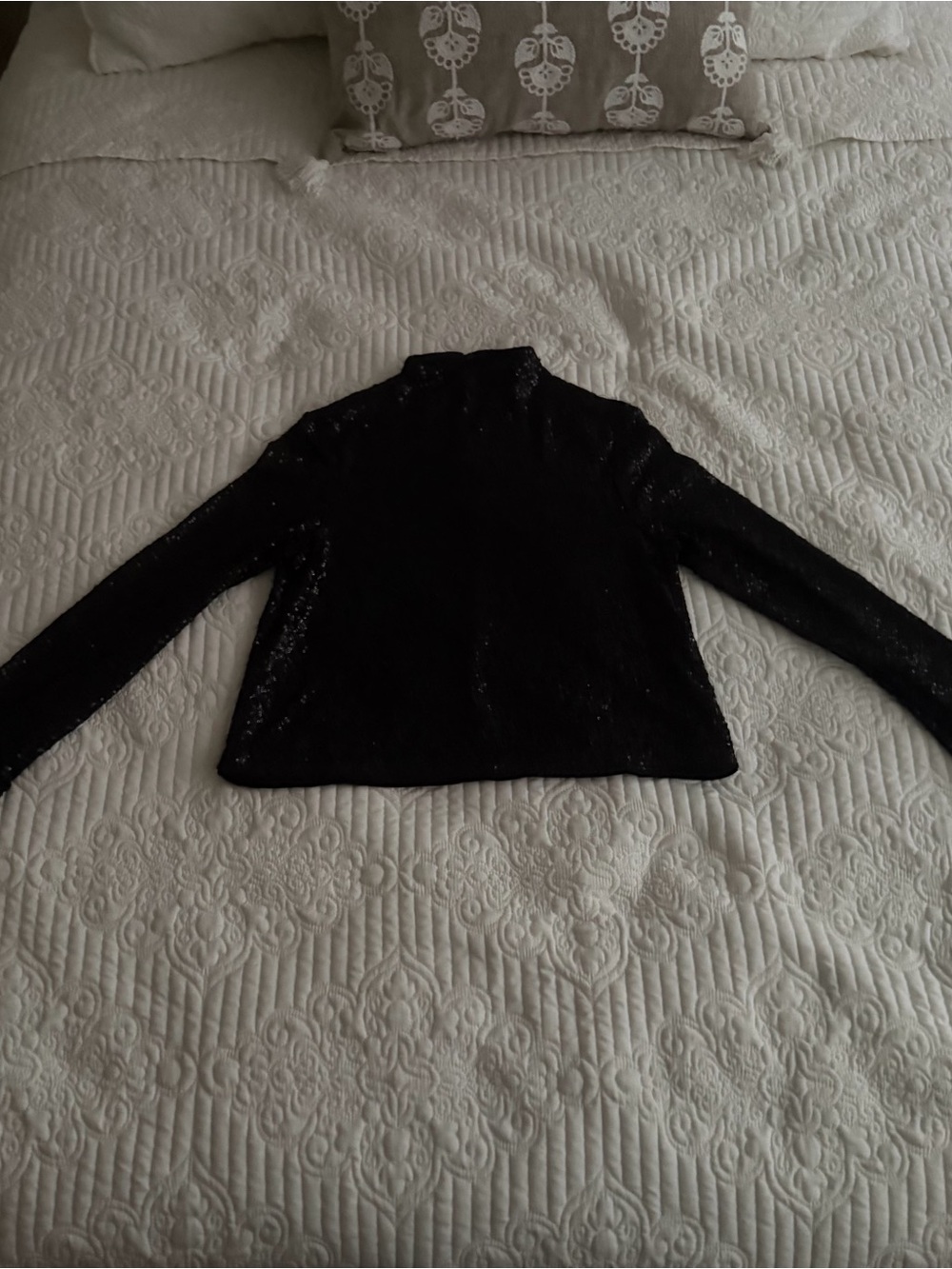 NWT H&M Black Sequined Mesh Mock Neck Long Sleeve Top Size Small (1253192